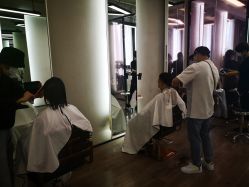 -ON STAR SALON