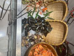 -华邑酒店·鲜艳全日自助餐厅