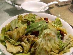 炝炒手撕包菜-川味堂·四川豆花(八卦岭店)