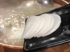 -虾弄弄海派小龙虾·牛羊蝎子火锅