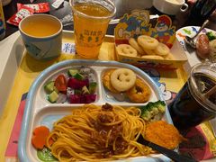 -蓝精灵乐园·世茂精灵之城主题乐园