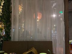 卡座-芭缇沁园椰子鸡(中航紫金新天地店)
