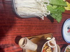 -沙胆彪炭炉牛杂煲(成都玉林店)