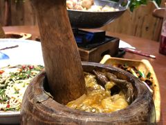 -老滇山寨•云南特色菜•地方菜•民族风情歌舞表演(金碧店)