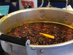 经典锅-马路边边串串香(大成路店)