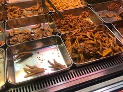 -绝味鸭脖(曲阳路二店)