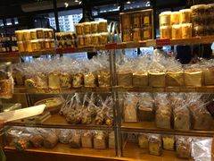 面包甜点陈列柜-匠造烘焙(联洋店)