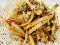 -江城燕子大排档(江汉路步行街店)