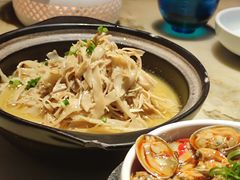-佬麻雀·新湘菜(东方宝泰店)