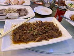 大头冲菜蒸牛展-潮喜竹溪荔湖酒家(荔枝湾店)