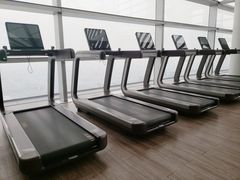 -黄金时代游泳健身云畔会所(绿地中心双子塔店)