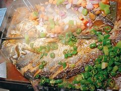 -夯鱼烤鱼·尔滨地标美食(中央商场店)