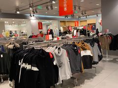-H&M(华润万象城店)