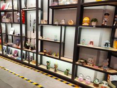 -新华书店(保利水城店)