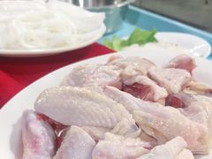 清远鸡-花苑美食横琴生蚝火锅(拱北粤华路店)