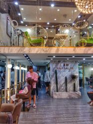 大厅-3AM HAIR SALON烫发染发接发
