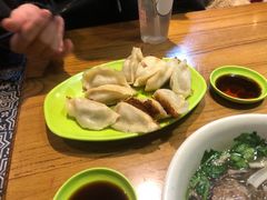 -锅贴王小吃(南大街店)