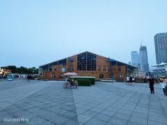 -东港音乐喷泉广场