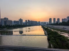 -吴大师呱呱面皮(育生巷店)