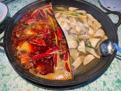 -鸿姐老火锅(疁城新天地店)