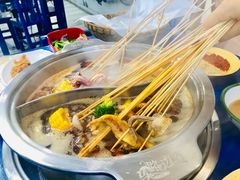 -马路边边·成都串串(翠柏路店)