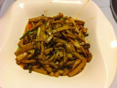 -宏达老菜馆(东安街店)
