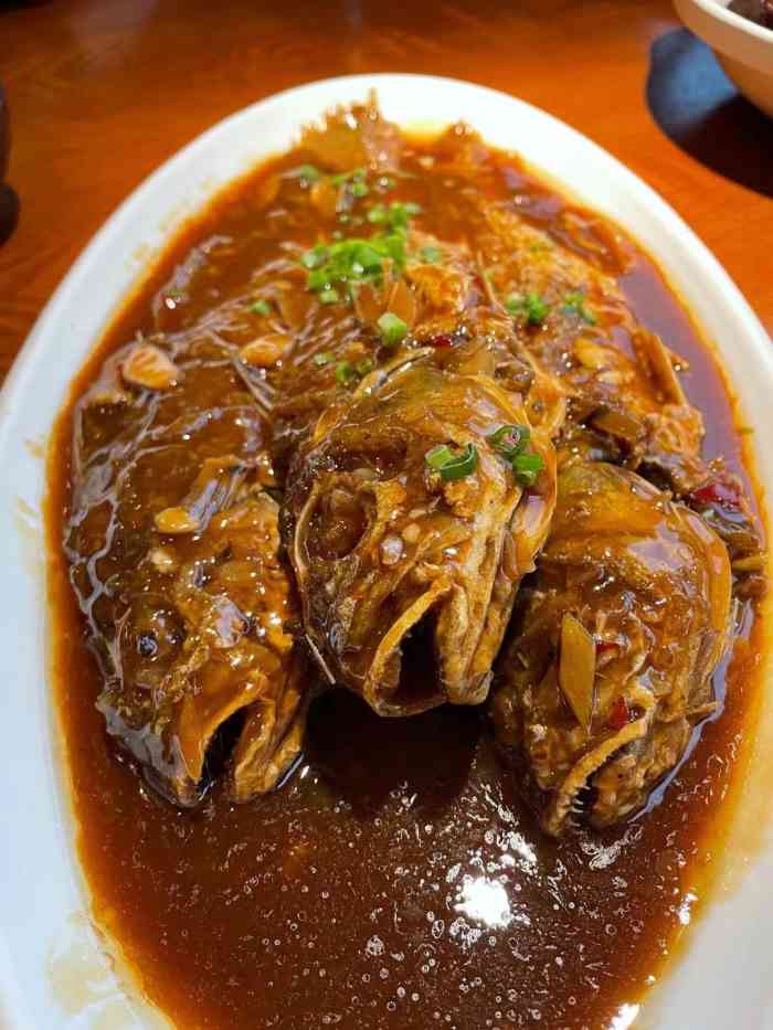 起源小厨(洛邑古城店)-"份量很大,第一次吃洛阳菜,服务员告诉我们.