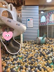 -多多淘儿童体验中心(重庆来福士店)