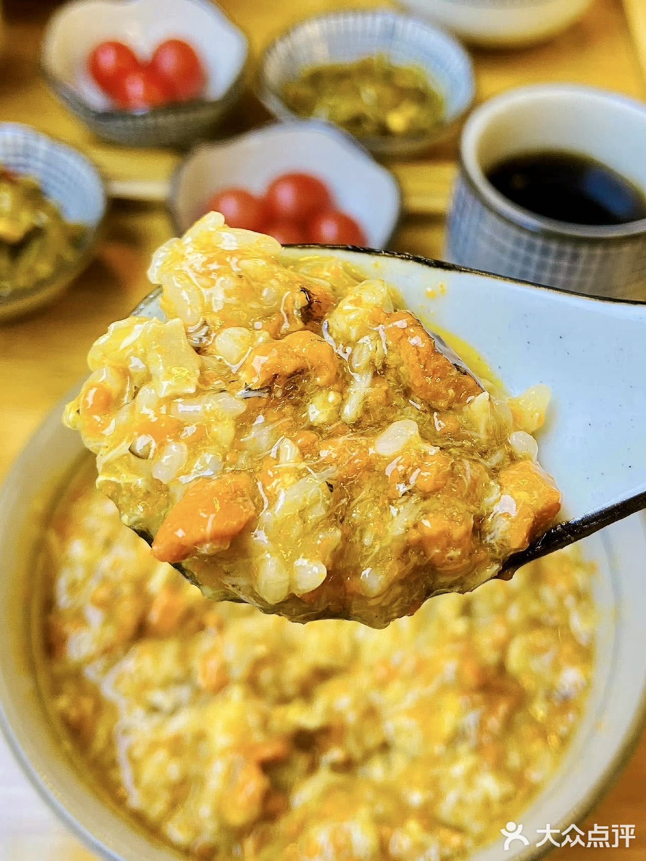十二只螃蟹只为做一碗蟹黄捞饭