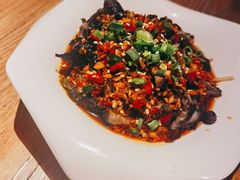 酸辣无骨凤爪-故遥酒馆.赛事直播