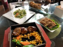 -然一素食餐厅(马利来广场店)