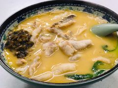 -明呈黄鱼面馆(斜土路店)