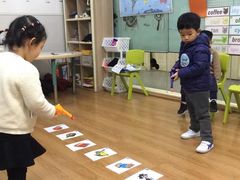 -i2青少儿英语(爱加星悦荟店)