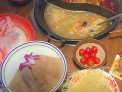 -萍姐火锅·公路夜市(武汉首店)