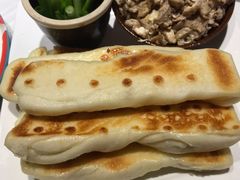虾酱卷子-渔民船说·北塘海鲜·天津菜·海肠捞饭(北塘古镇店)
