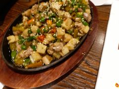 -舌尖上的食缘花园主题餐厅