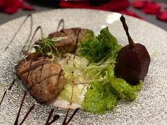 红酒梨鸭胸-YUE·6·西式融合餐厅(外滩六号店)