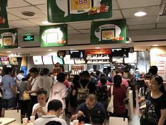 大堂-麦当劳(东直门外大街店)