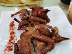 招牌红烧乳鸽-鸿福楼(观澜店)
