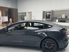 -TESLA 特斯拉(广州天环广场体验店)