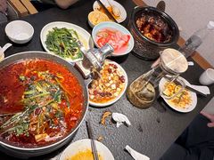 -万重锦·人文川菜馆(骡马市店)