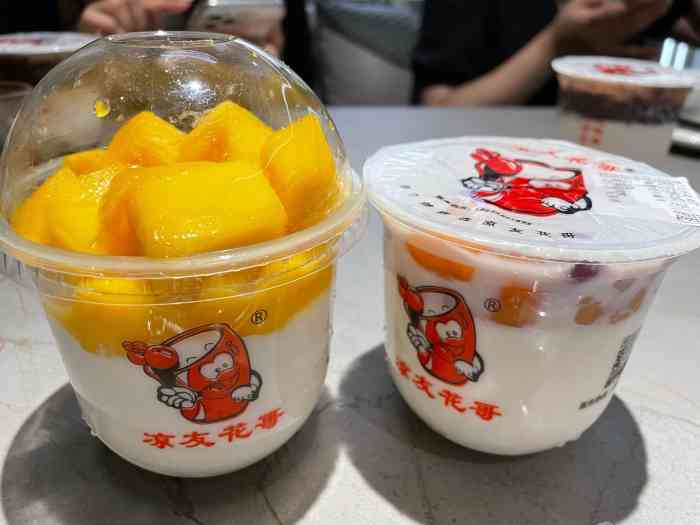 凉友花哥双皮奶(舟山东路店)-"城市学院里面的花哥双皮奶可以说是城市