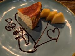 -SISTERS BAR RESTAURANT川意酒馆(嘉善老市H楼店)