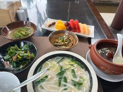 -丽江悦榕庄酒店-明月·雪山庭院餐厅