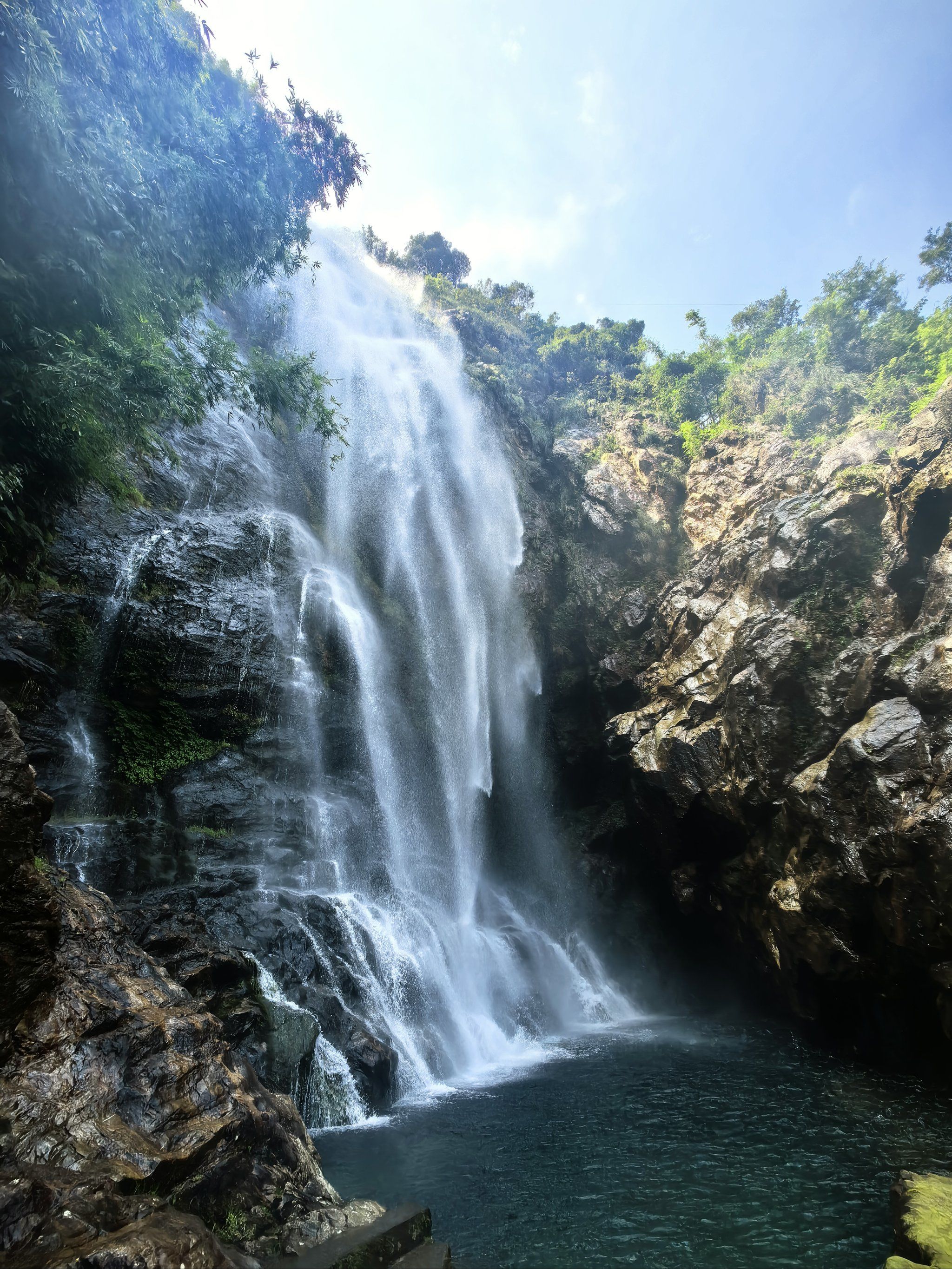 广州开车1.5小时就有个天然山泉水的白水