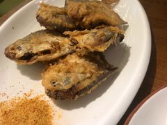 香炸野生鲳鱼-必点海鲜·鲅鱼水饺(鞍山西道店)