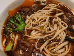 -康师傅私房牛肉面(马泉营奥莱店)