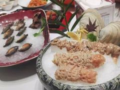 -红鼎豆捞·非遗鲍皇汤火锅(宝丰路店)