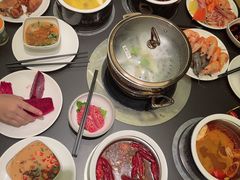 -钱小奴海鲜自助黑金店(杭州滨江龙湖店)