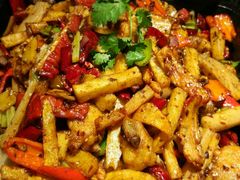 -炭舍干锅·烤鱼(扬名广场店)